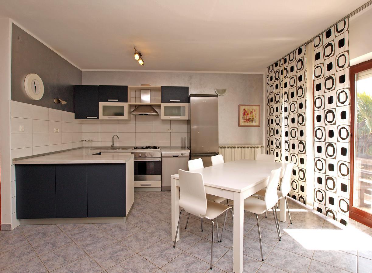 Apartments Dusanka 799 Fažana Kültér fotó
