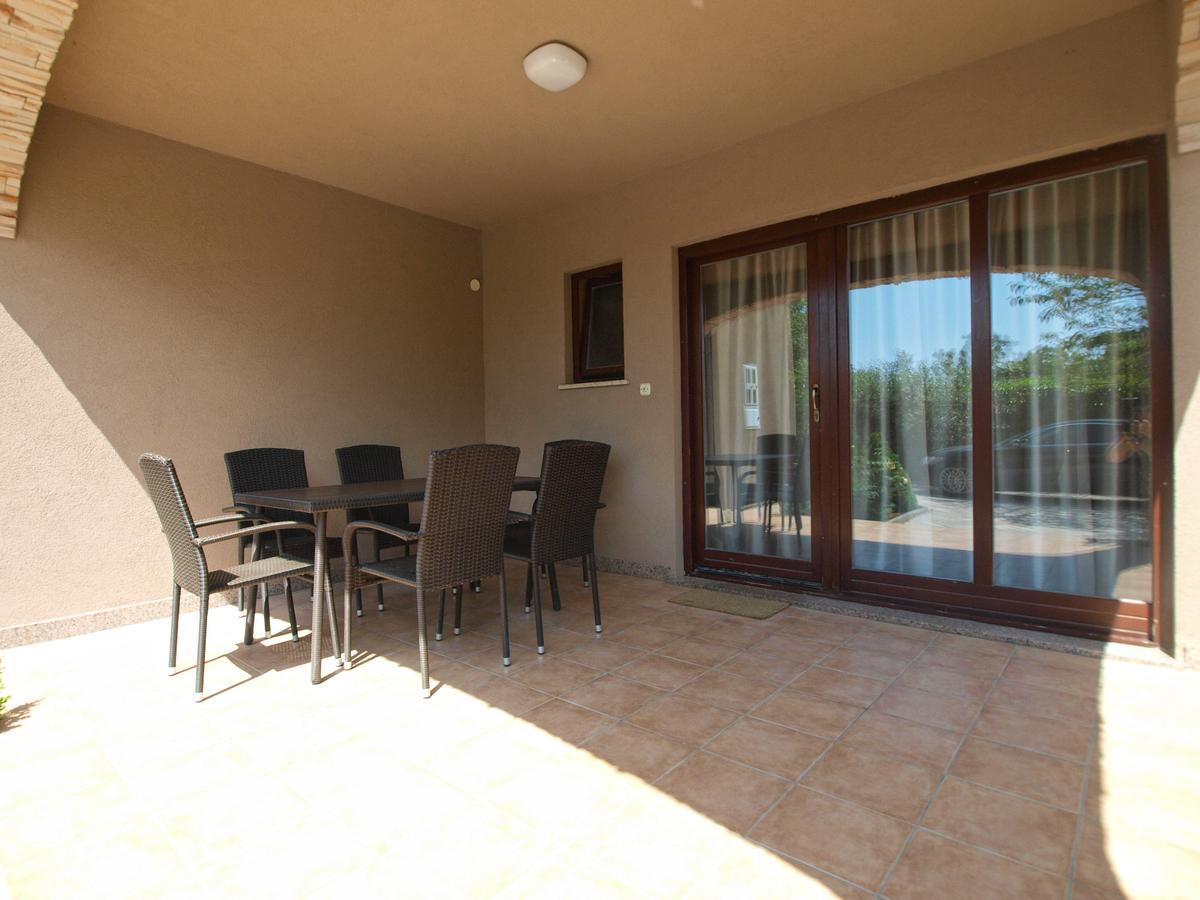 Apartments Dusanka 799 Fažana Kültér fotó