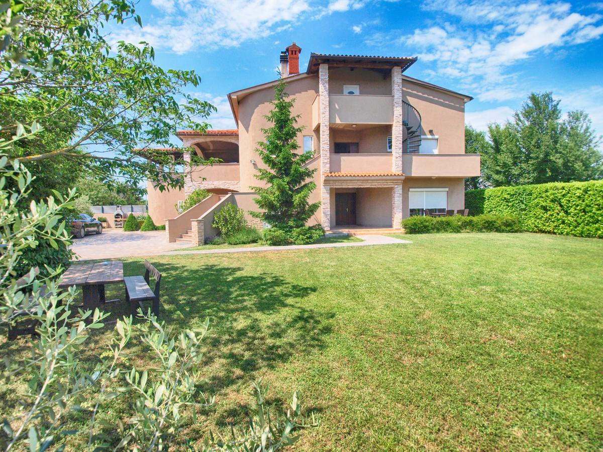 Apartments Dusanka 799 Fažana Kültér fotó
